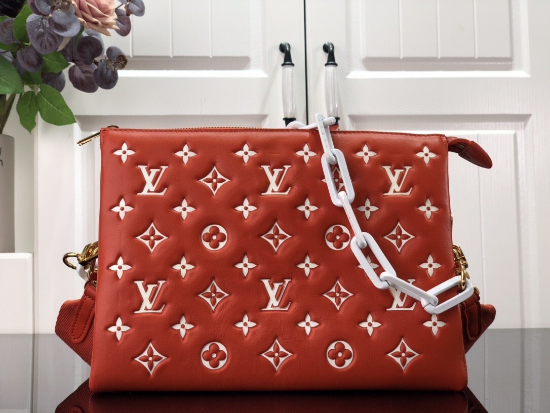 LV COUSSIN PM M20760