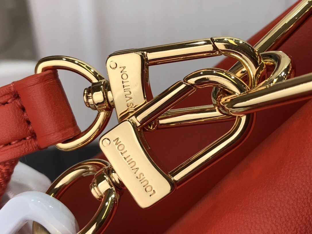 LV COUSSIN PM M20760