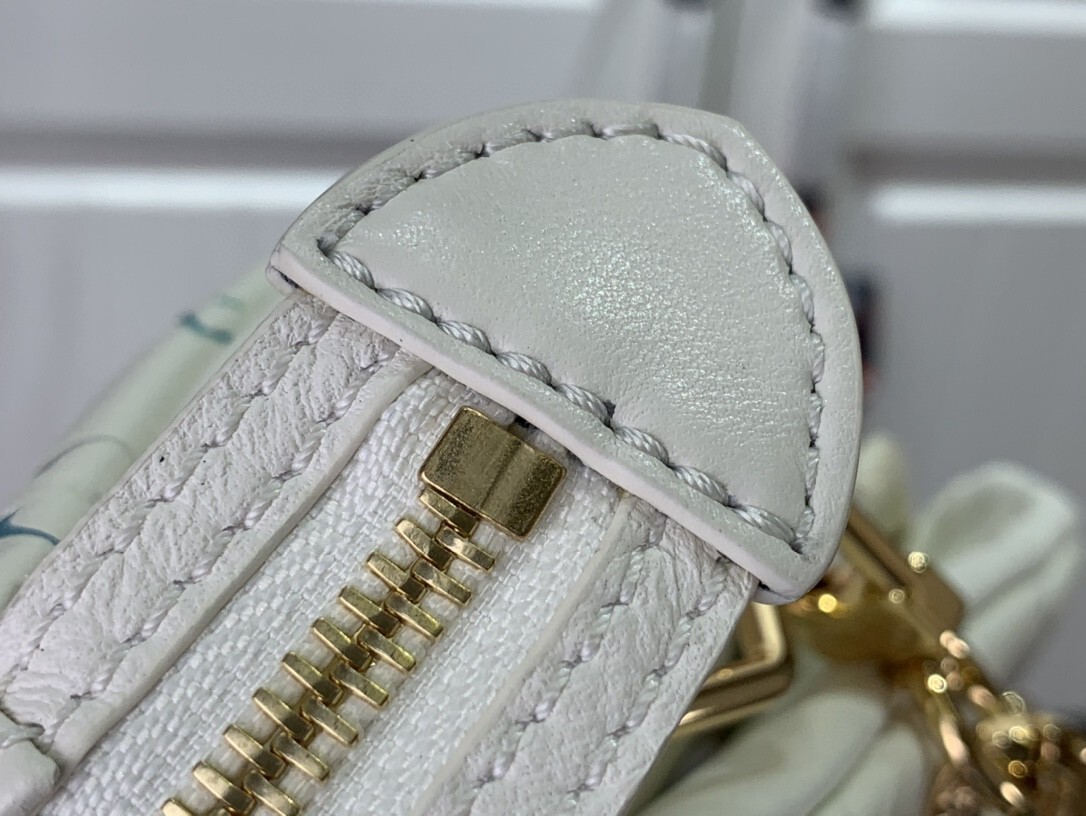 LV COUSSIN PM M21209