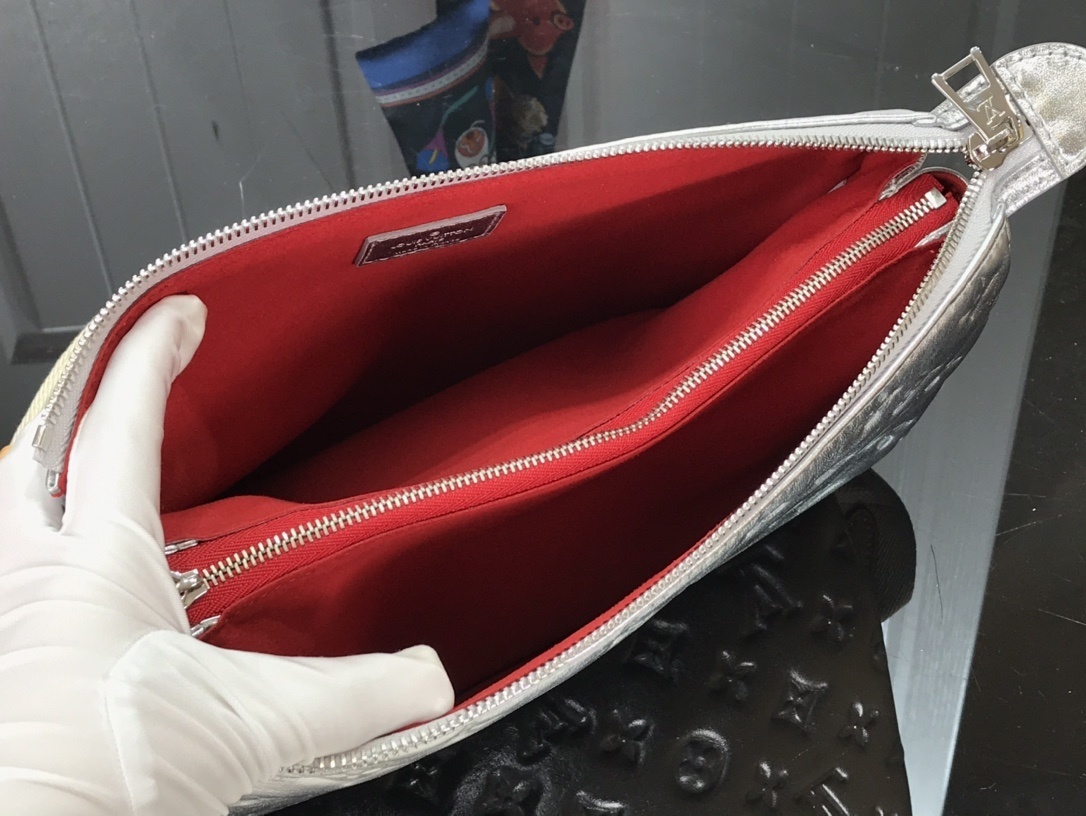 LV COUSSIN PM M57790