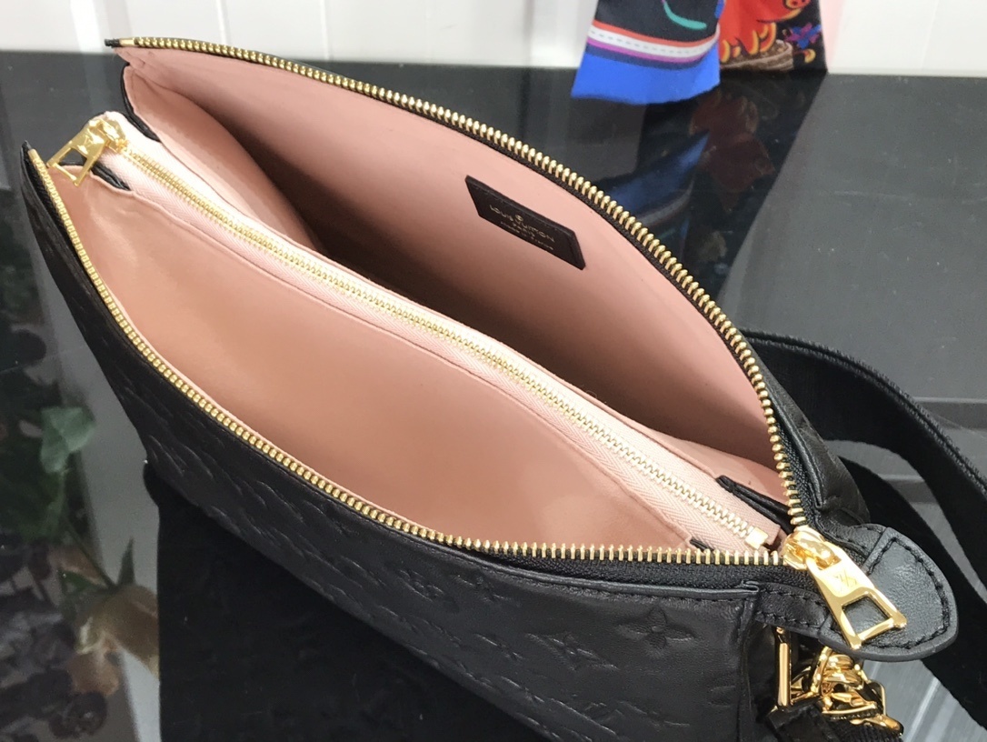 LV COUSSIN PM M57790