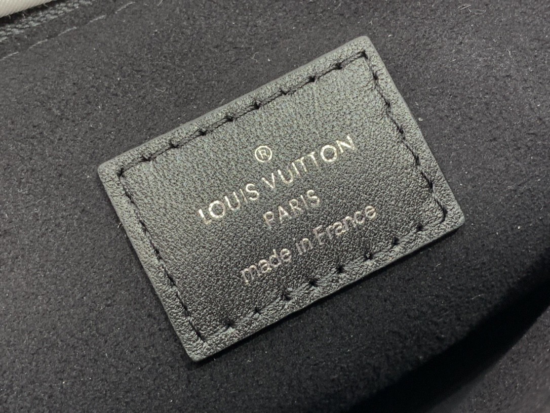 LV COUSSIN PM M57790KY 