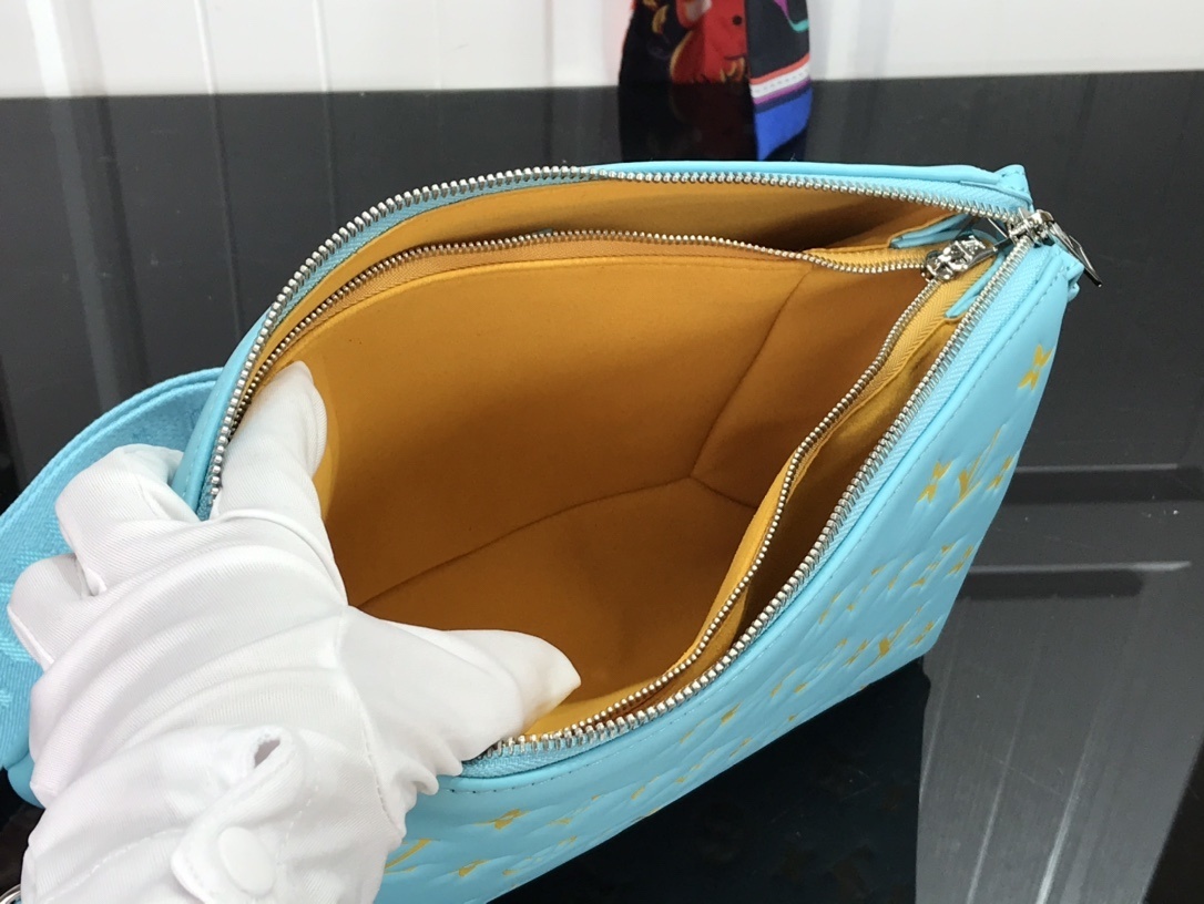 LV COUSSIN PM M58628 