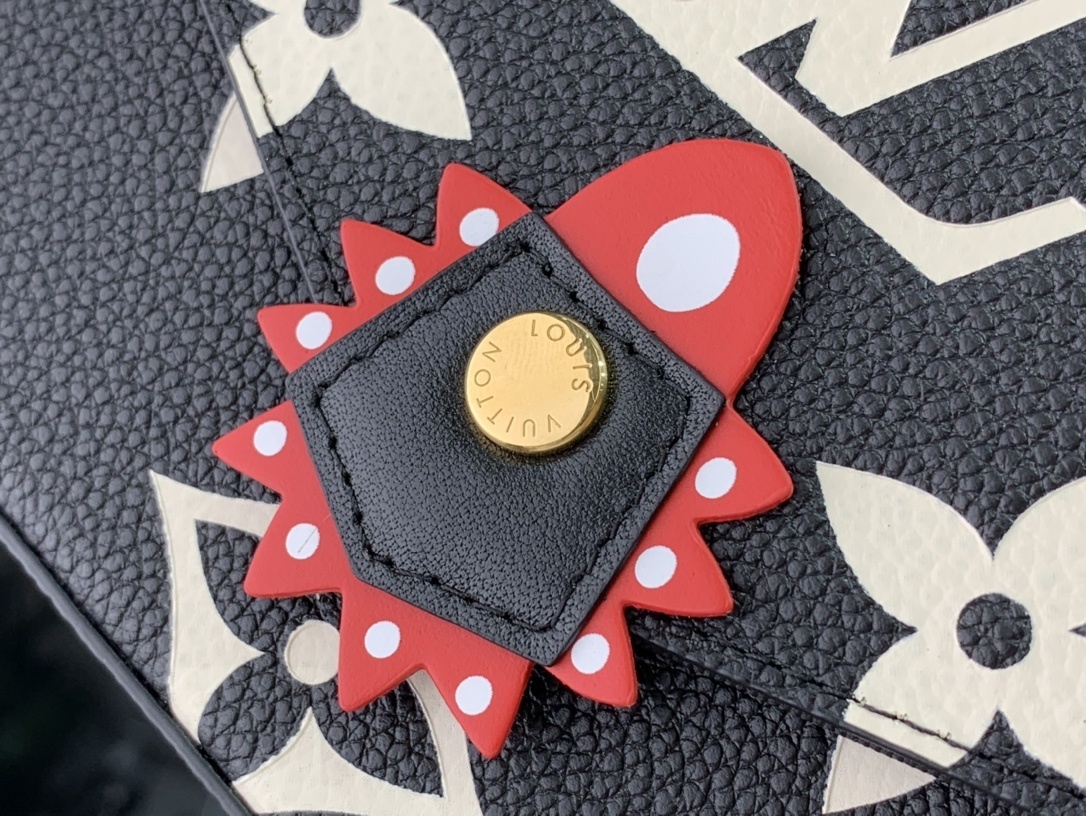 LV CRAFTY FELICIE POCHETTE M69515 