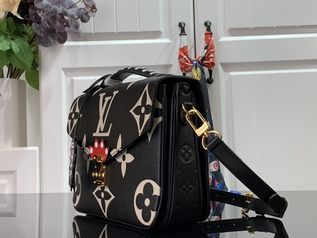 LV CRAFTY POCHETTE METIS M45385 