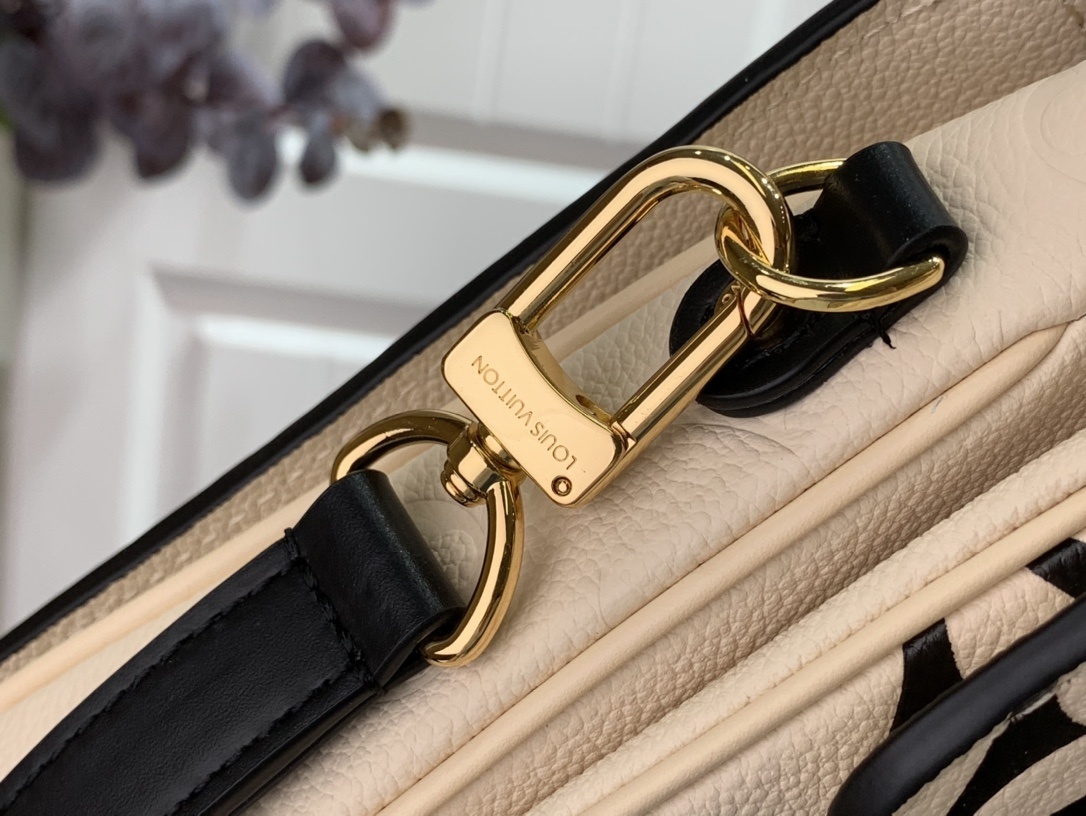 LV CRAFTY POCHETTE METIS M45385 