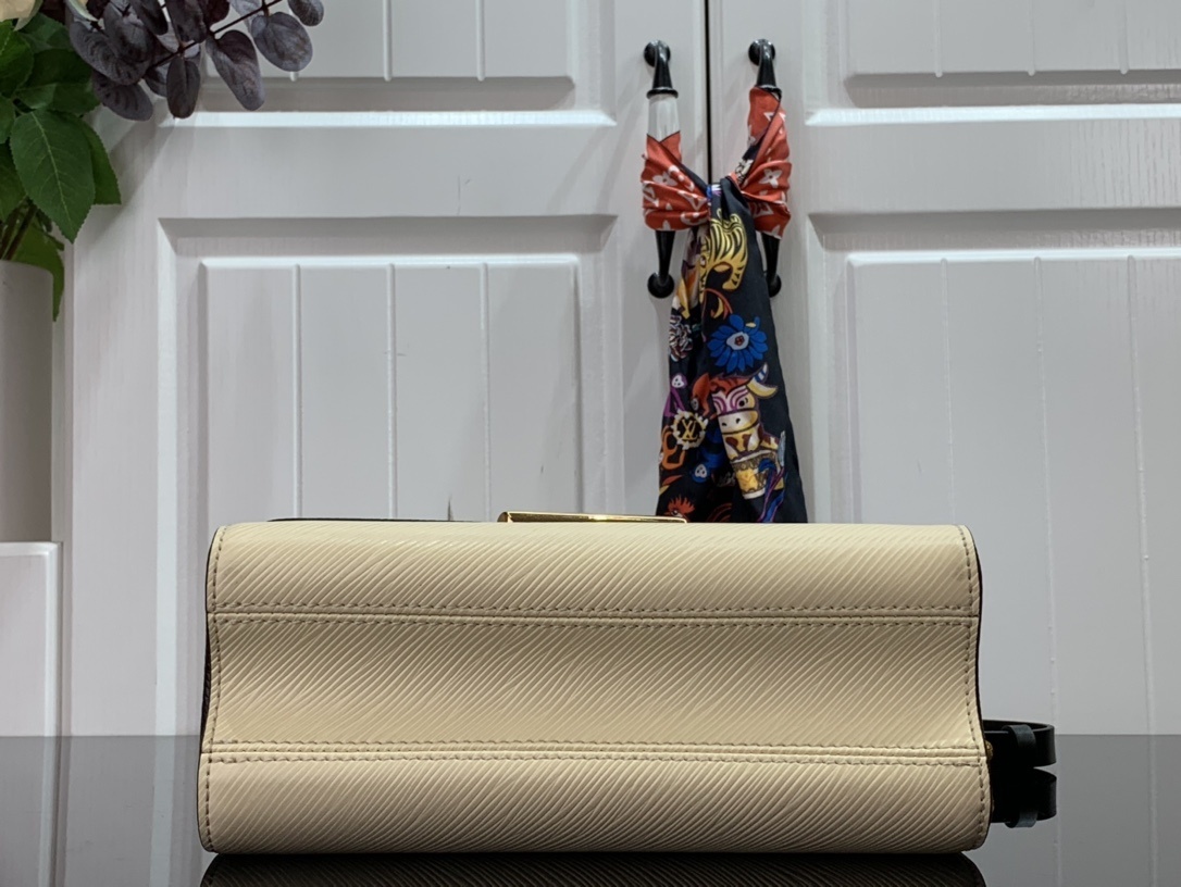 LV CRAFTY TWIST MM M56780