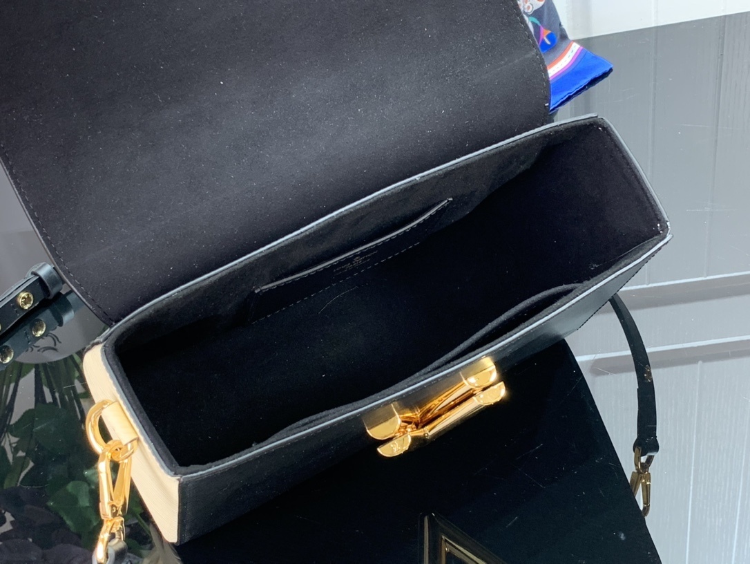 LV CRAFTY TWIST MM M56780