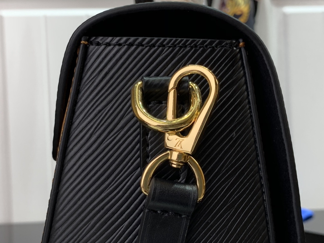 LV CRAFTY TWIST MM M56780