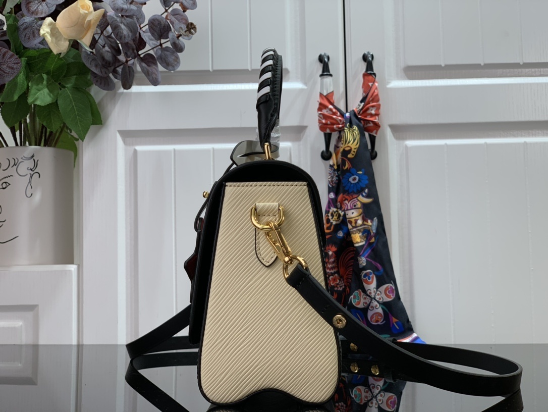 LV CRAFTY TWIST MM M56780