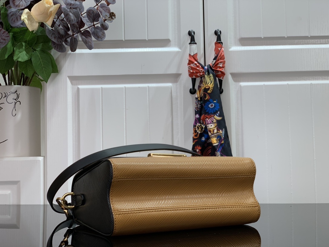 LV CRAFTY TWIST MM M56780