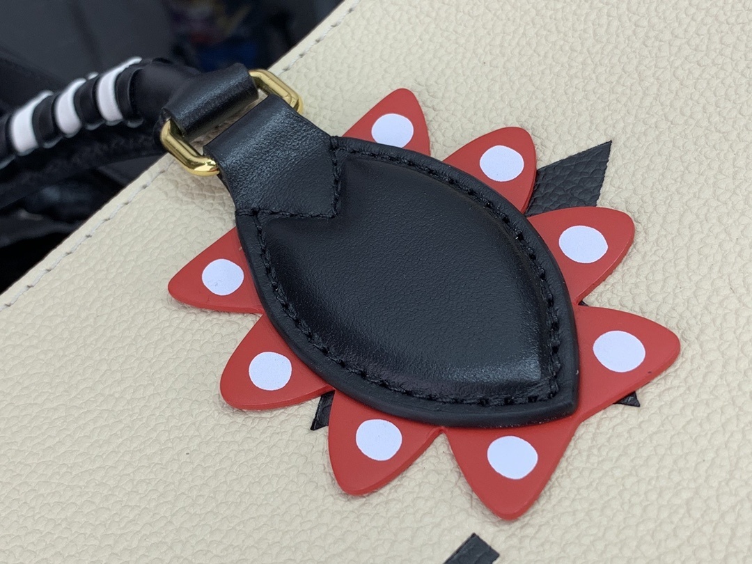 LV CRAFTY TWIST PM M45374