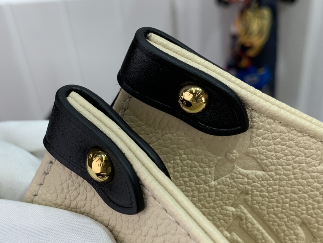 LV CRAFTY TWIST PM M45374