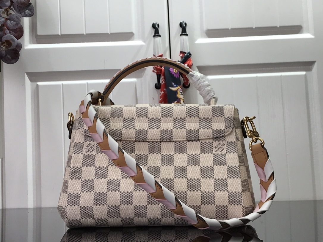 LV CROISETTE BAG N50053