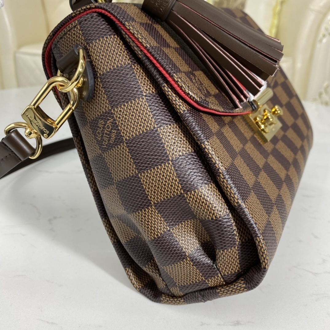 LV CROISETTE BAG N53000