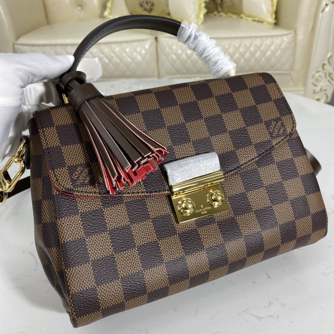 LV CROISETTE BAG N53000