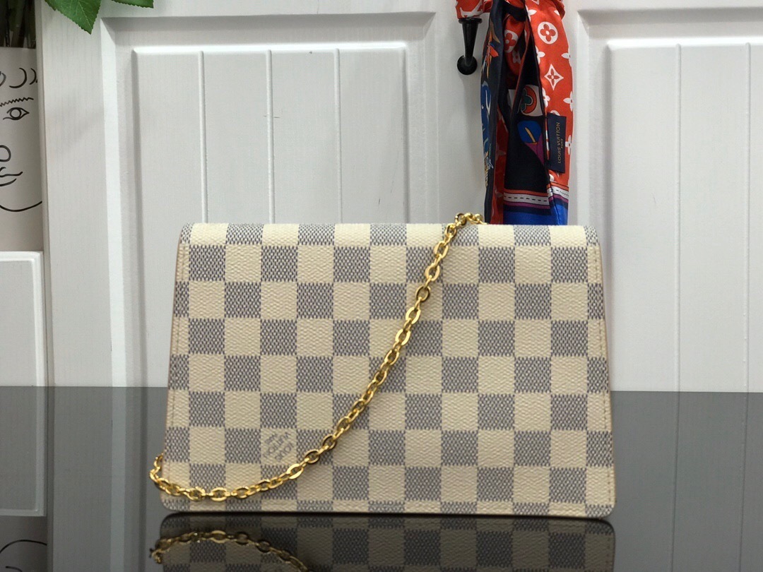 LV CROISETTE CHAIN wallet N60357