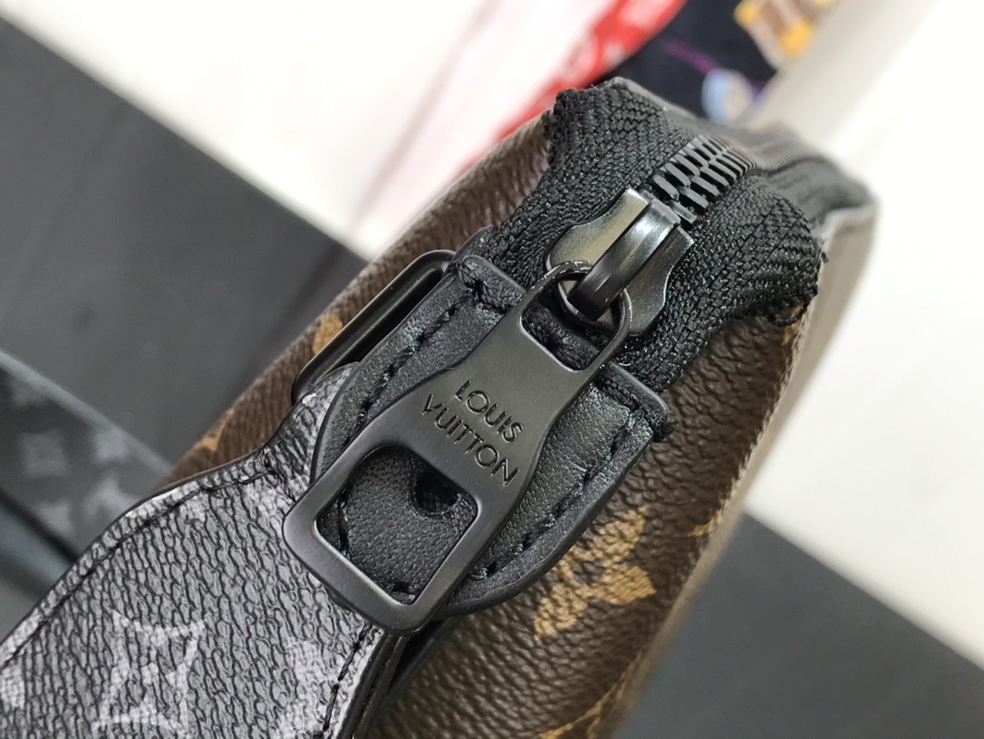 LV CRUISER MESSENGER M57966 