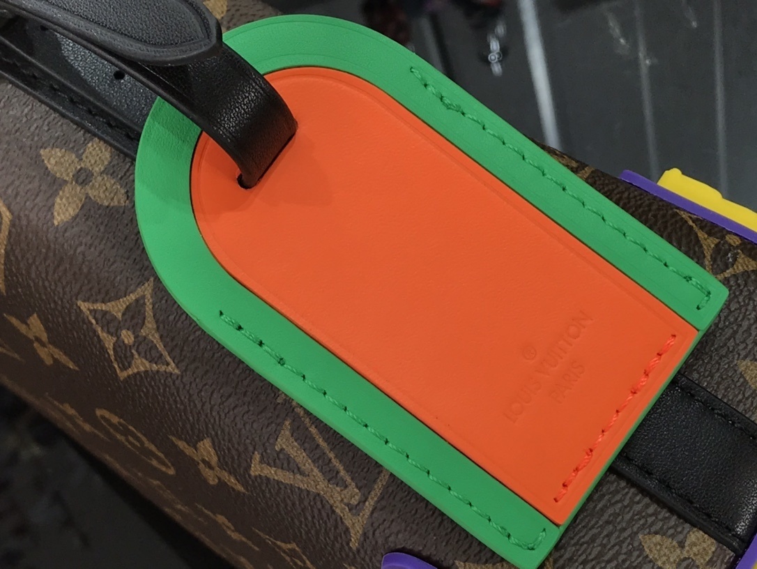 LV CRUISER MESSENGER M57966 