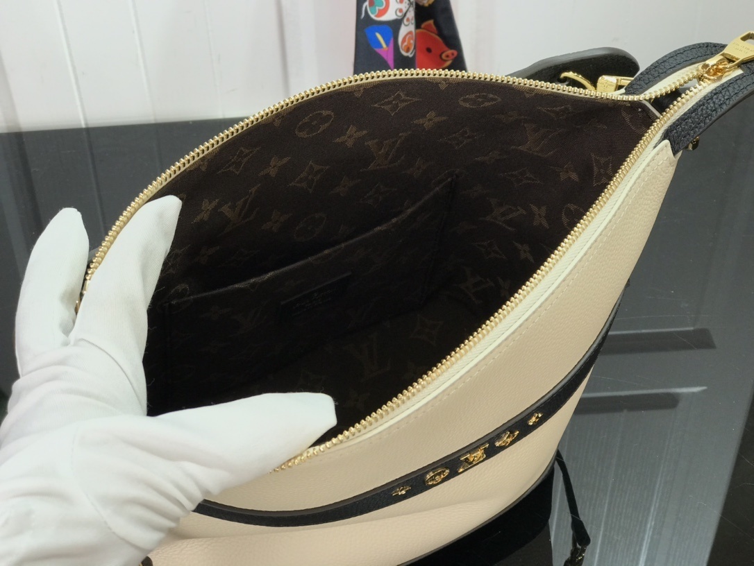 LV CRUISER PM M57934 