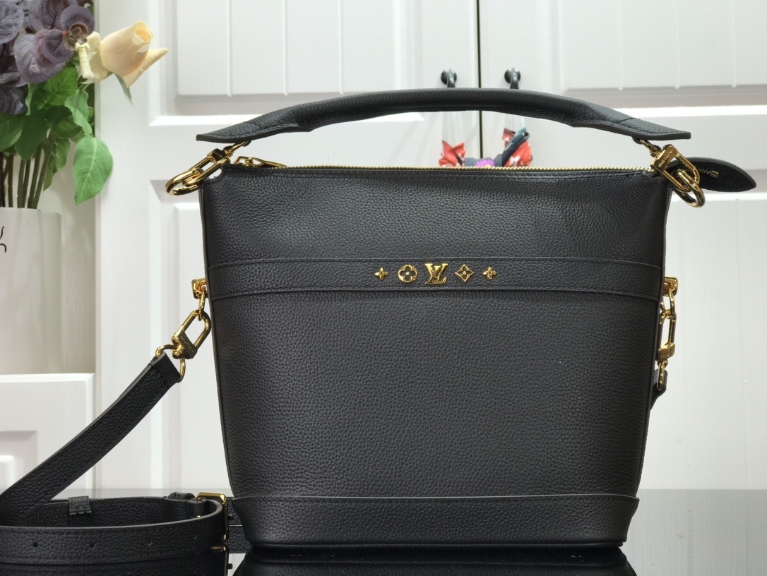 LV CRUISER PM M57934 