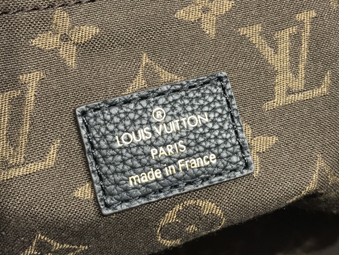 LV CRUISER PM M57934 