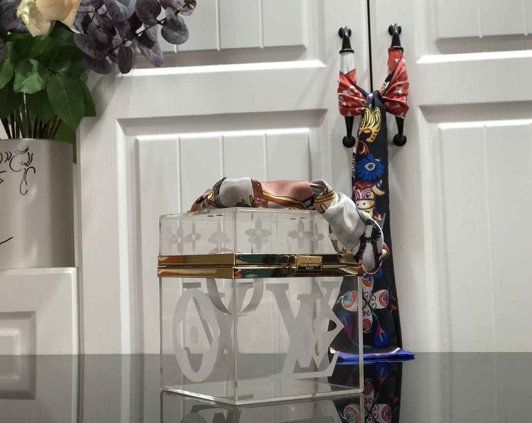 LV CUBE SCOTT BOX GI0488