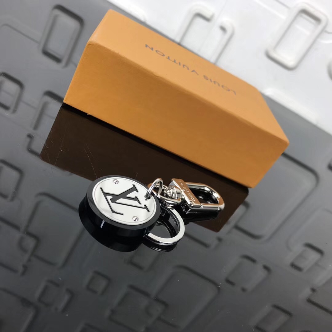 LV CUT CIRCLE Key Chain M67362