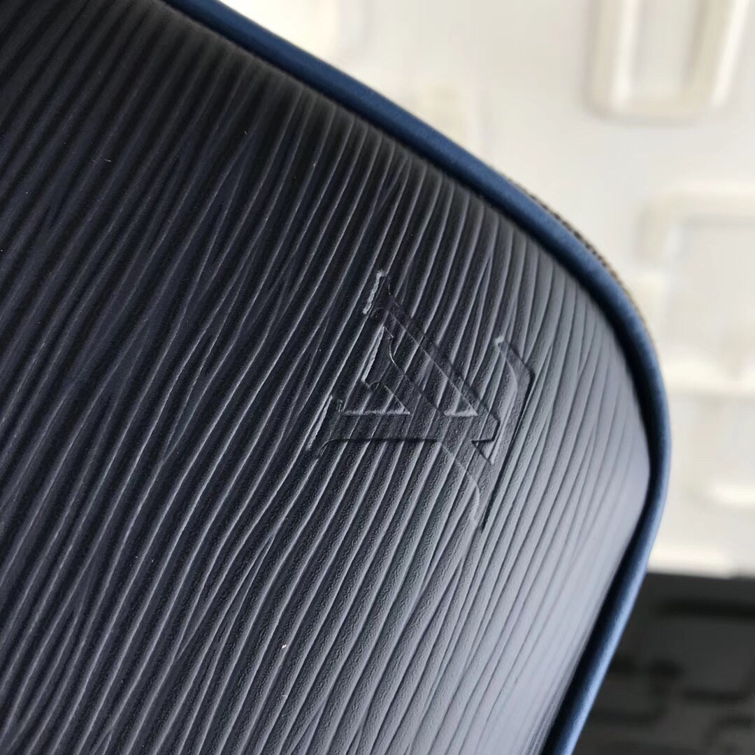 LV DANUBE SLIM M51460