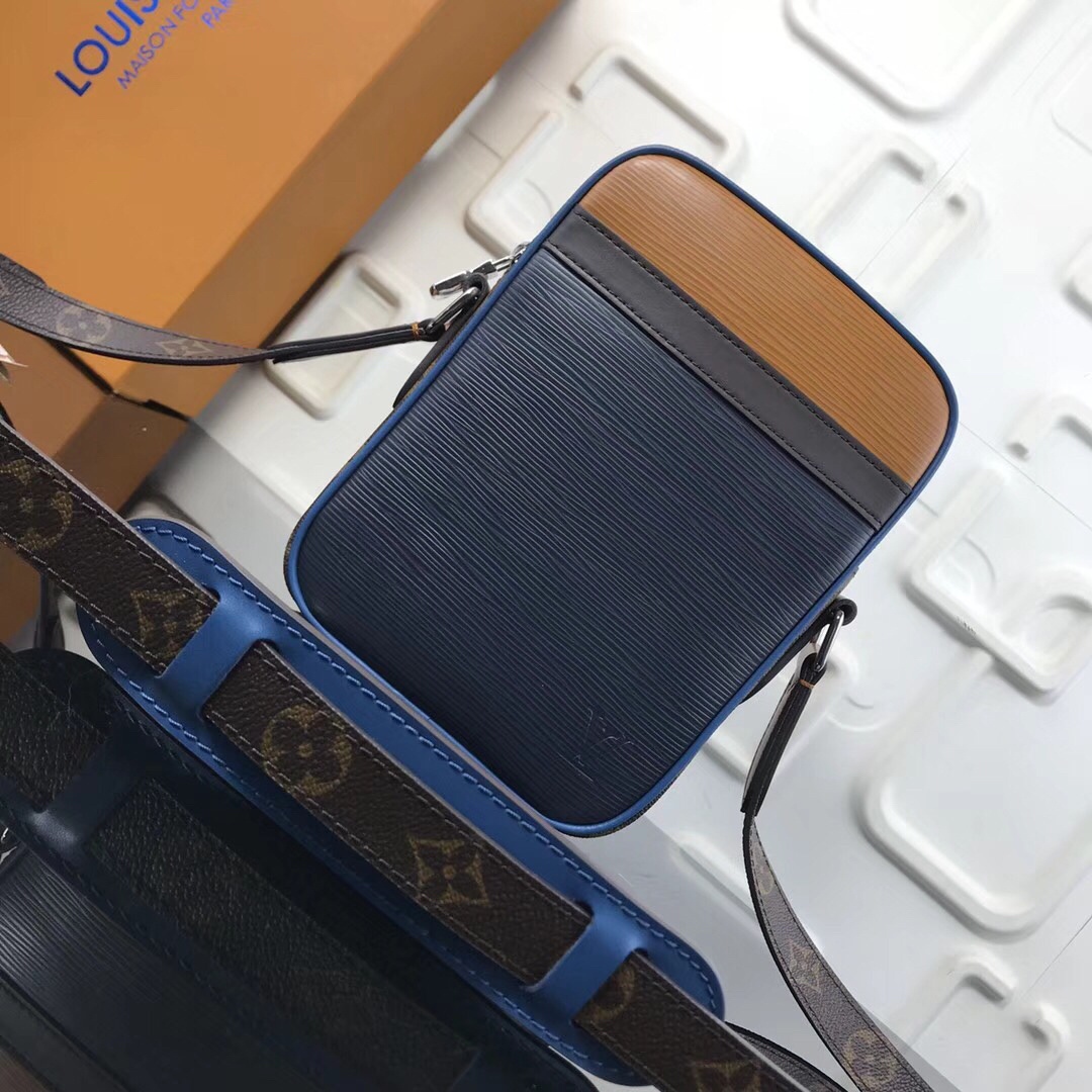 LV DANUBE SLIM M51460