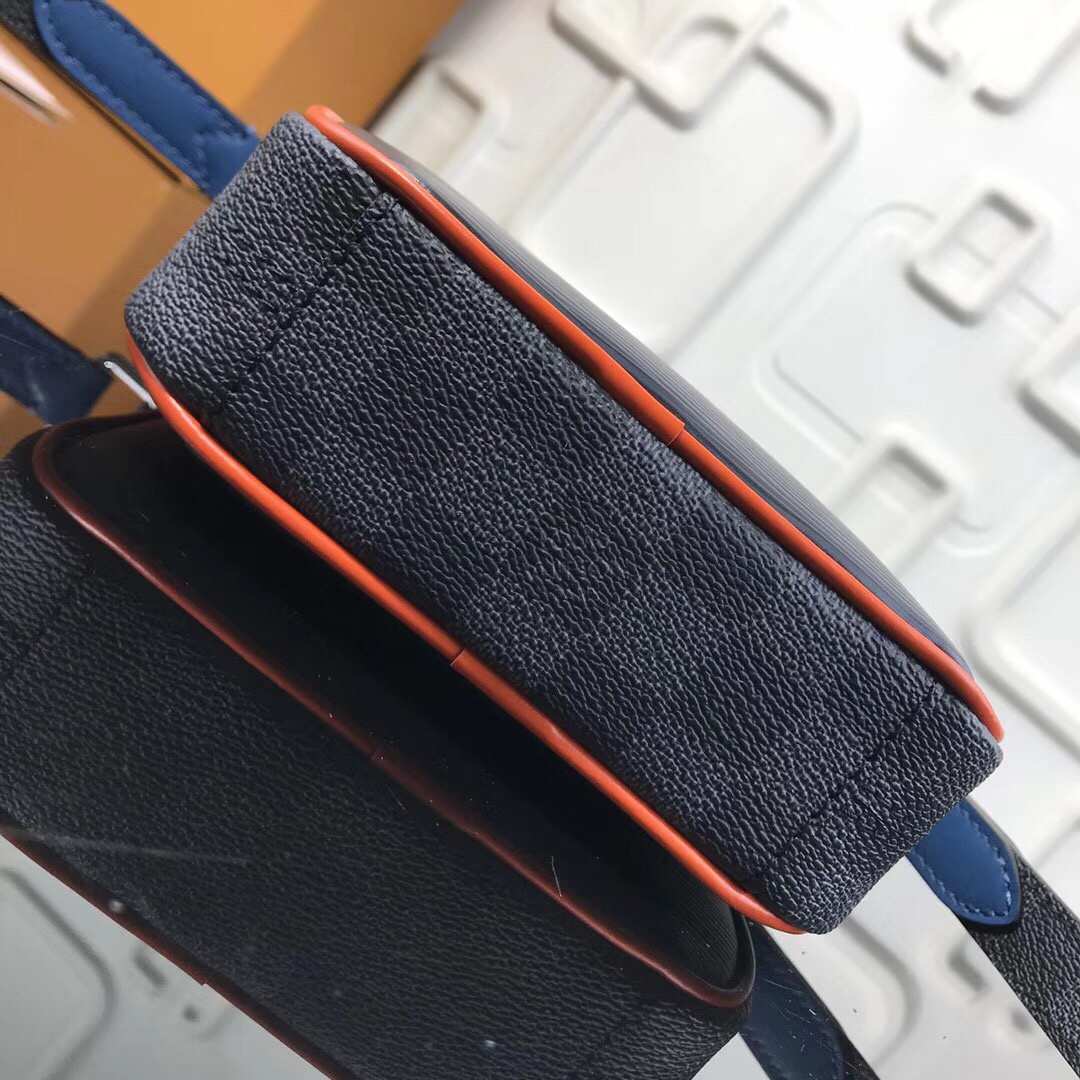 LV DANUBE SLIM M51460