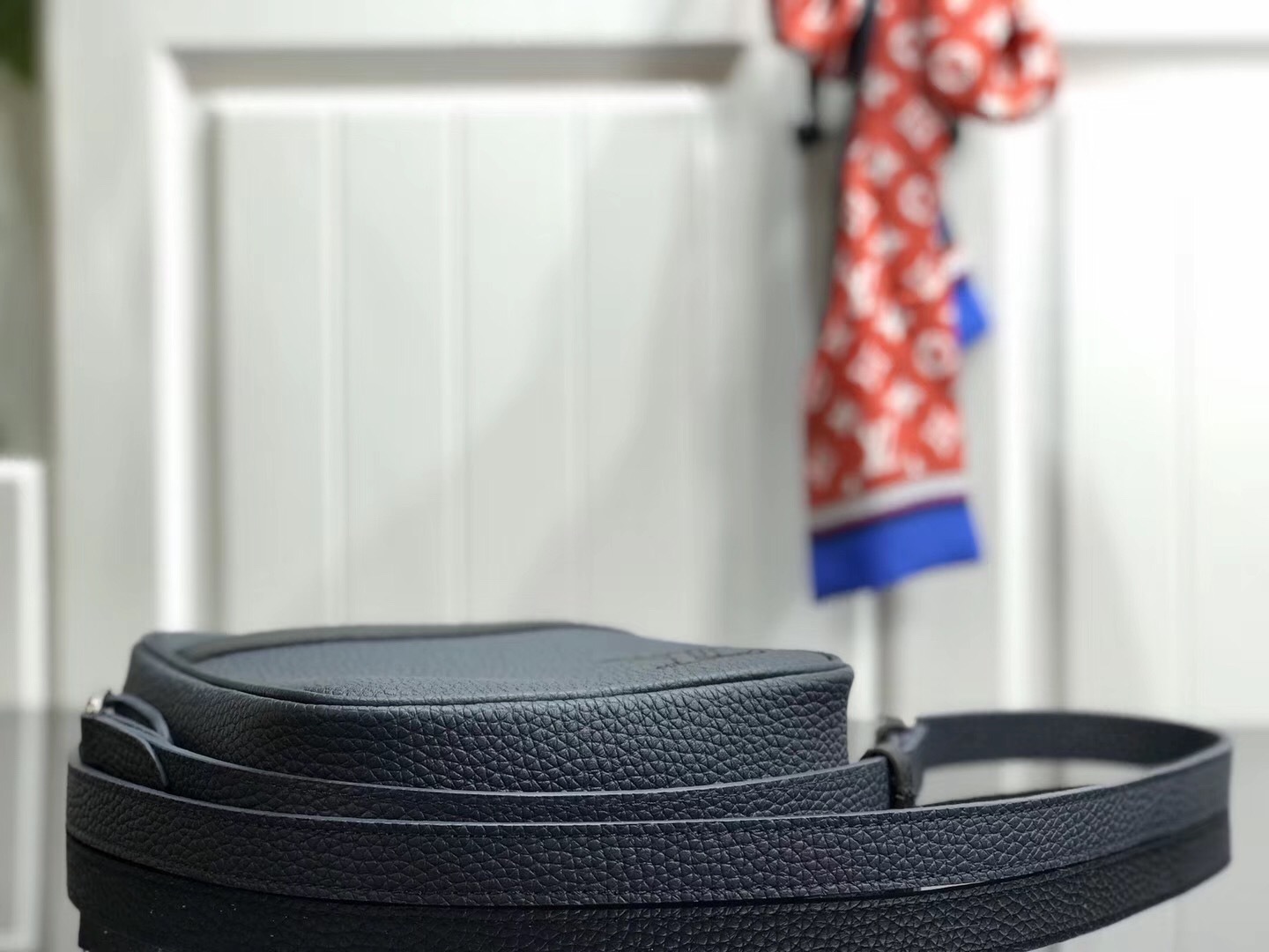 LV DANUBE SLIM PM M55168