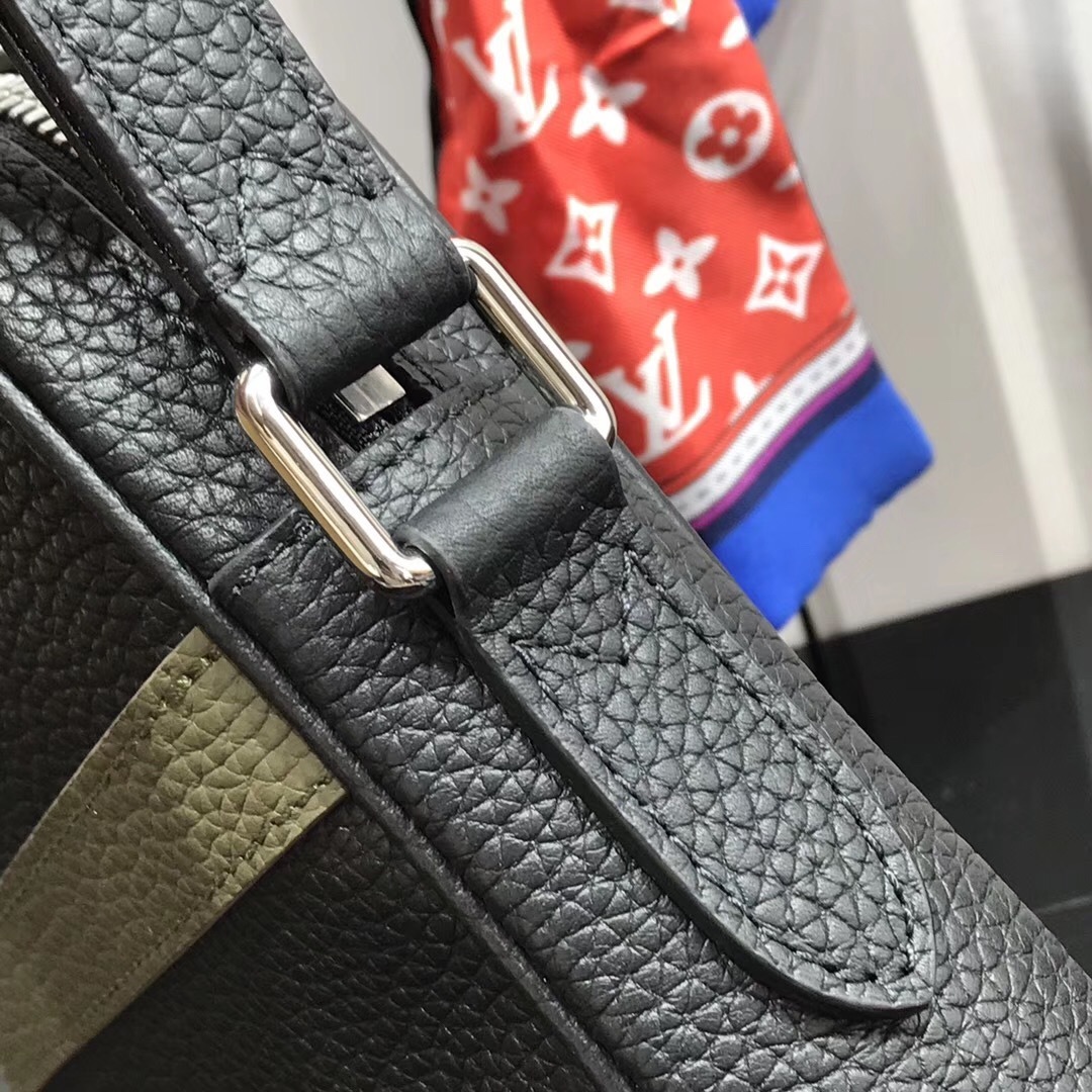 LV DANUBE SLIM PM M55168