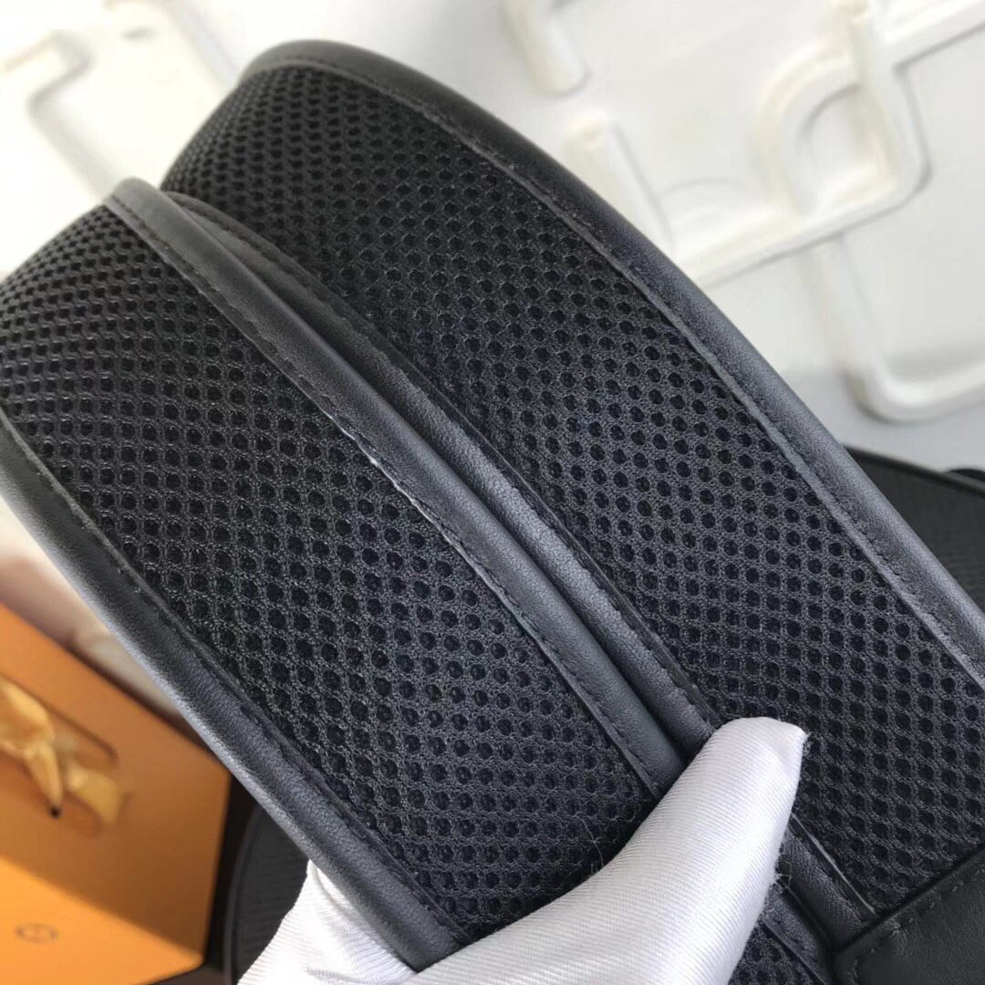 LV DARK INFINITY BACKPACK M52170