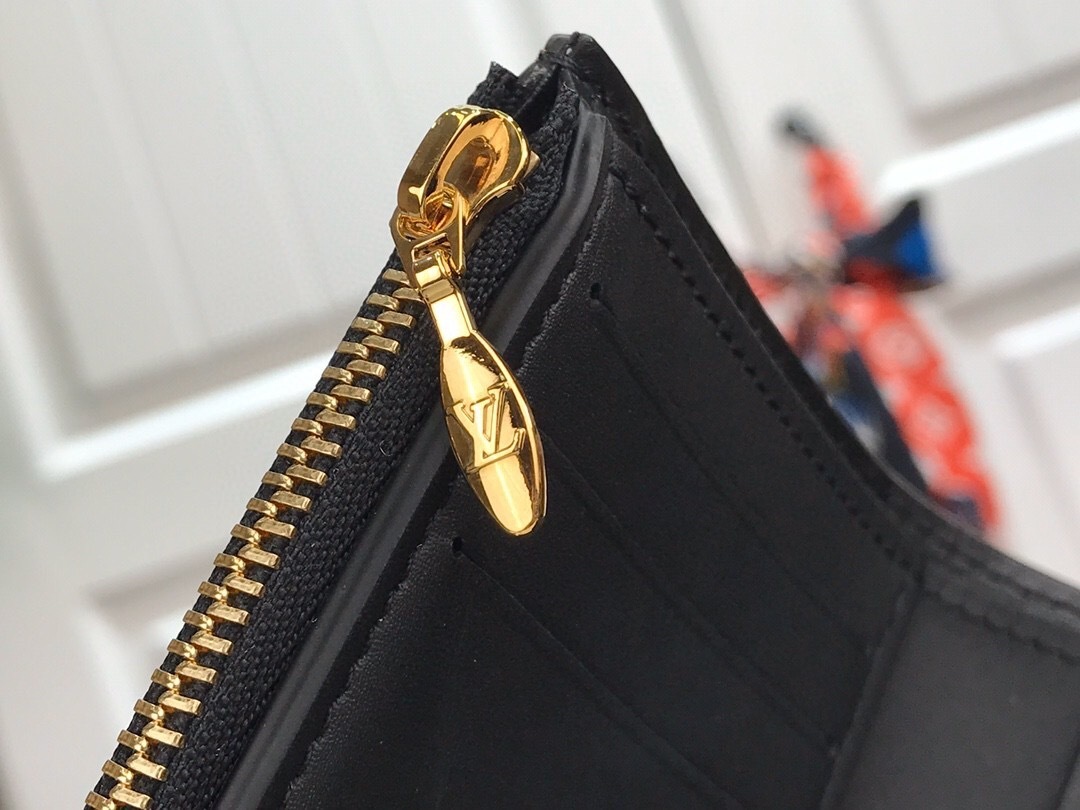 LV DAUPHINE COMPACT wallet M68725 