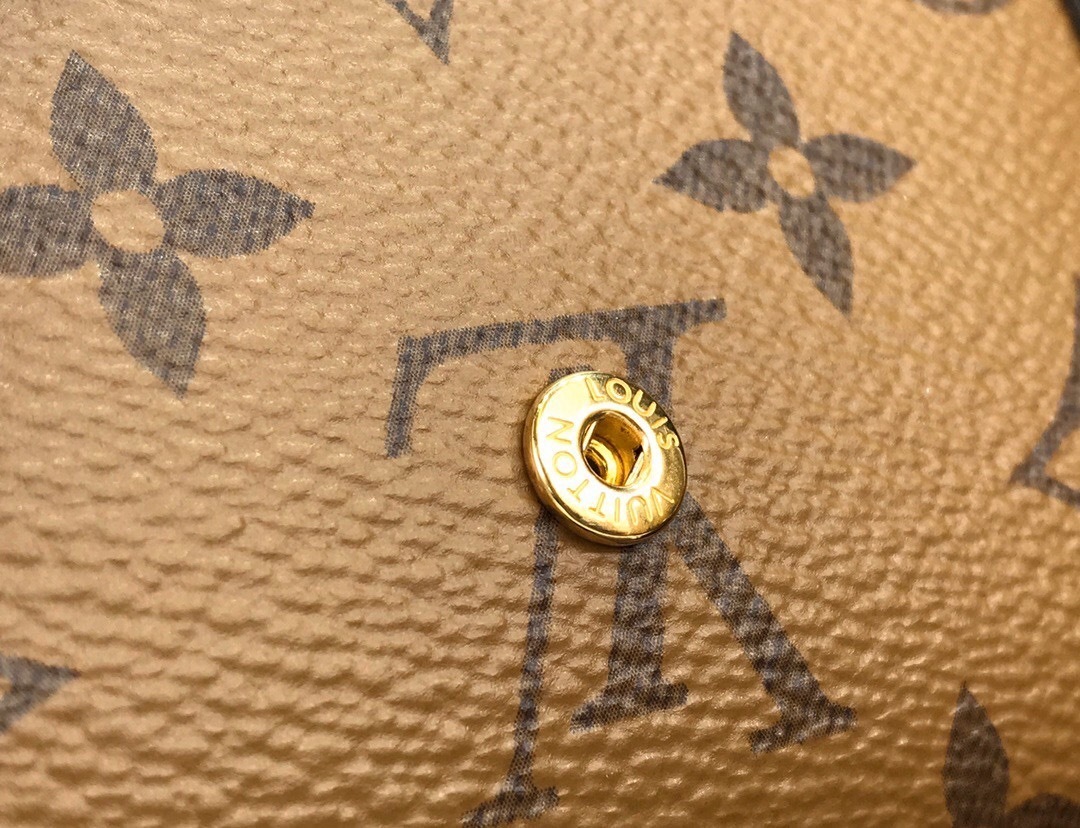 LV DAUPHINE COMPACT wallet M68725 