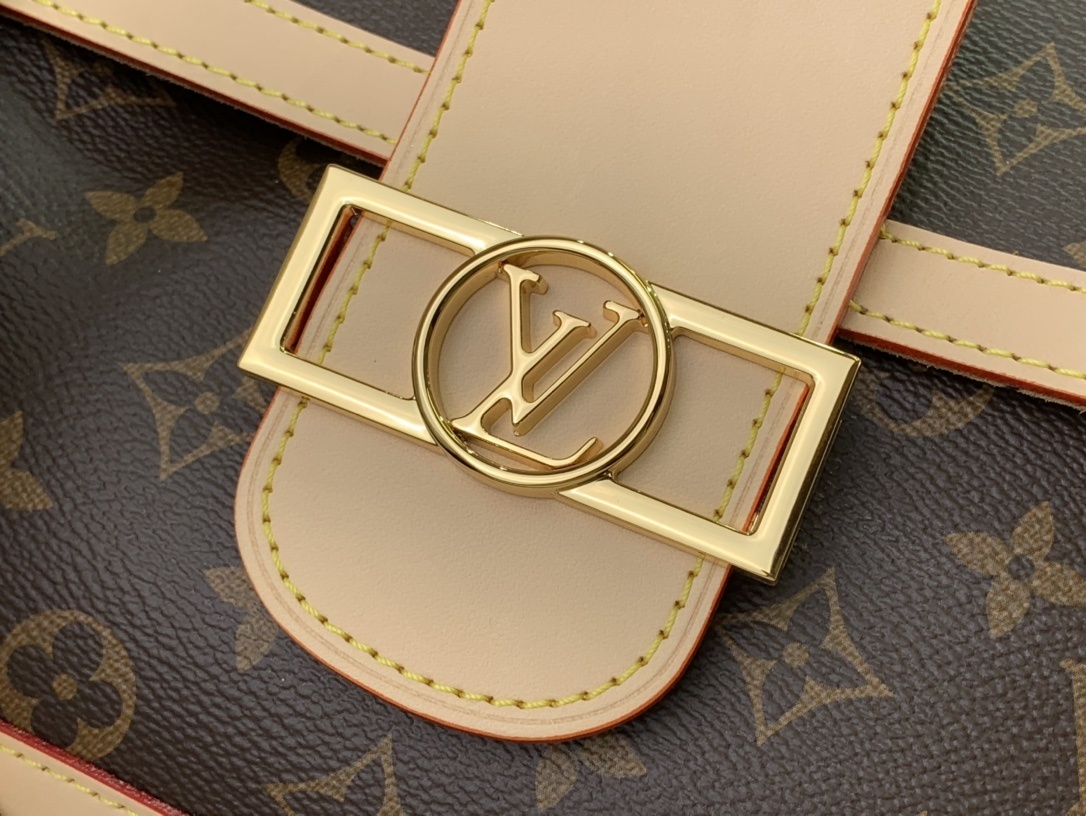 LV Dauphine Soft M47149