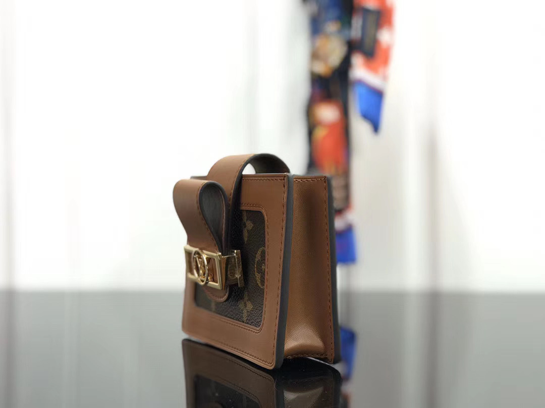 LV DAUPHINE wallet M68751