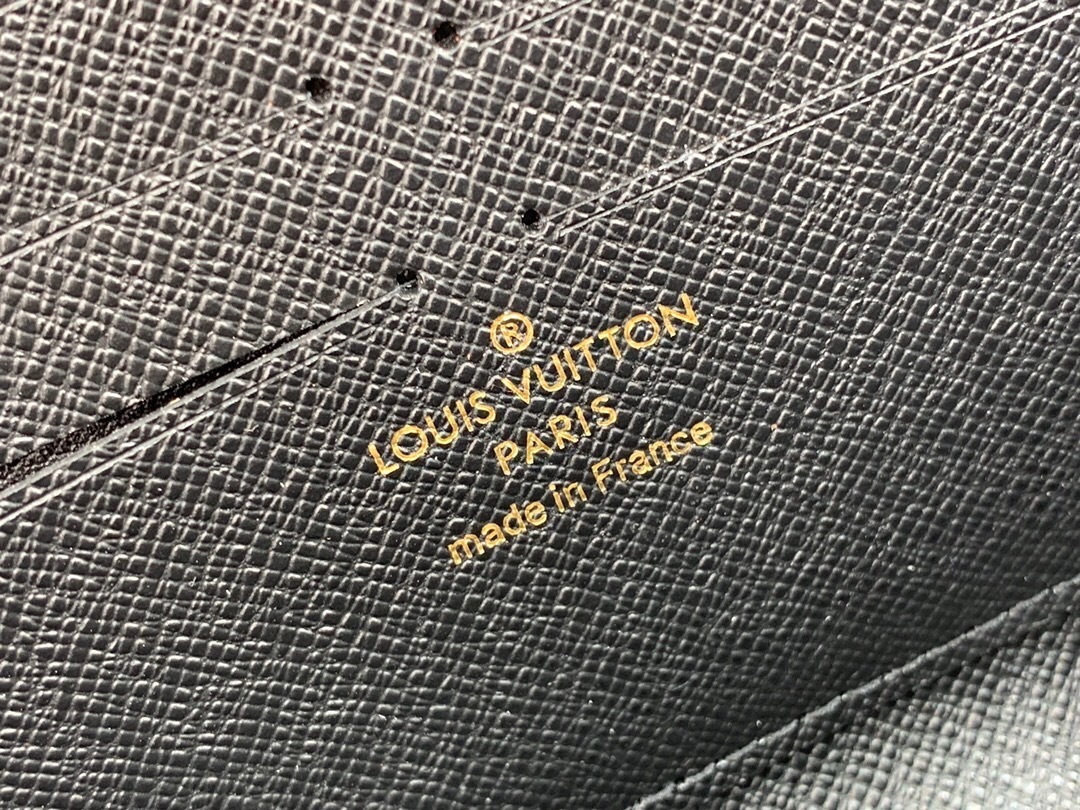 LV DAUPHINE wallet M69162 