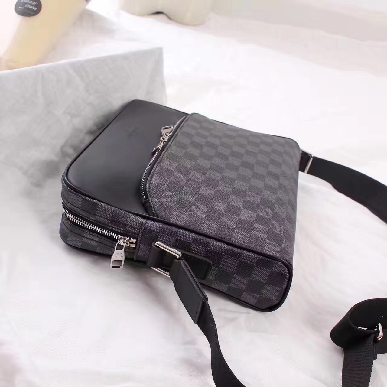 LV DAYTON Bag N41408