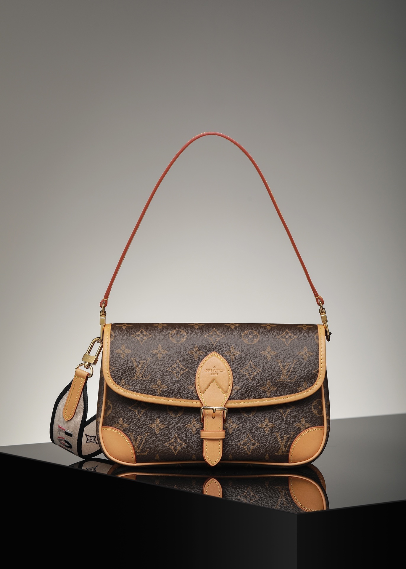 LV Diane 4106J1 