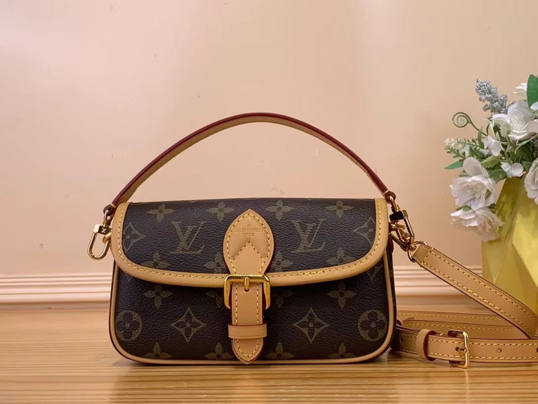 LV Diane 4106J1 