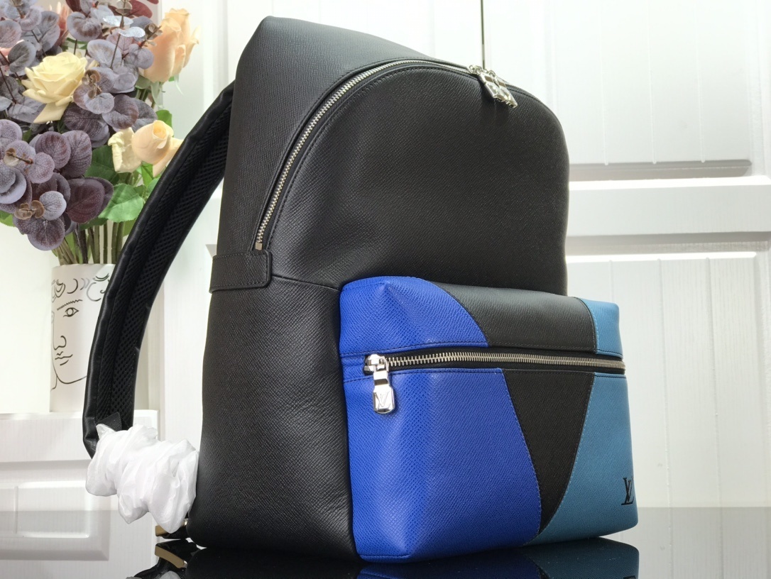 LV DISCOVERY BACKPACK M30735