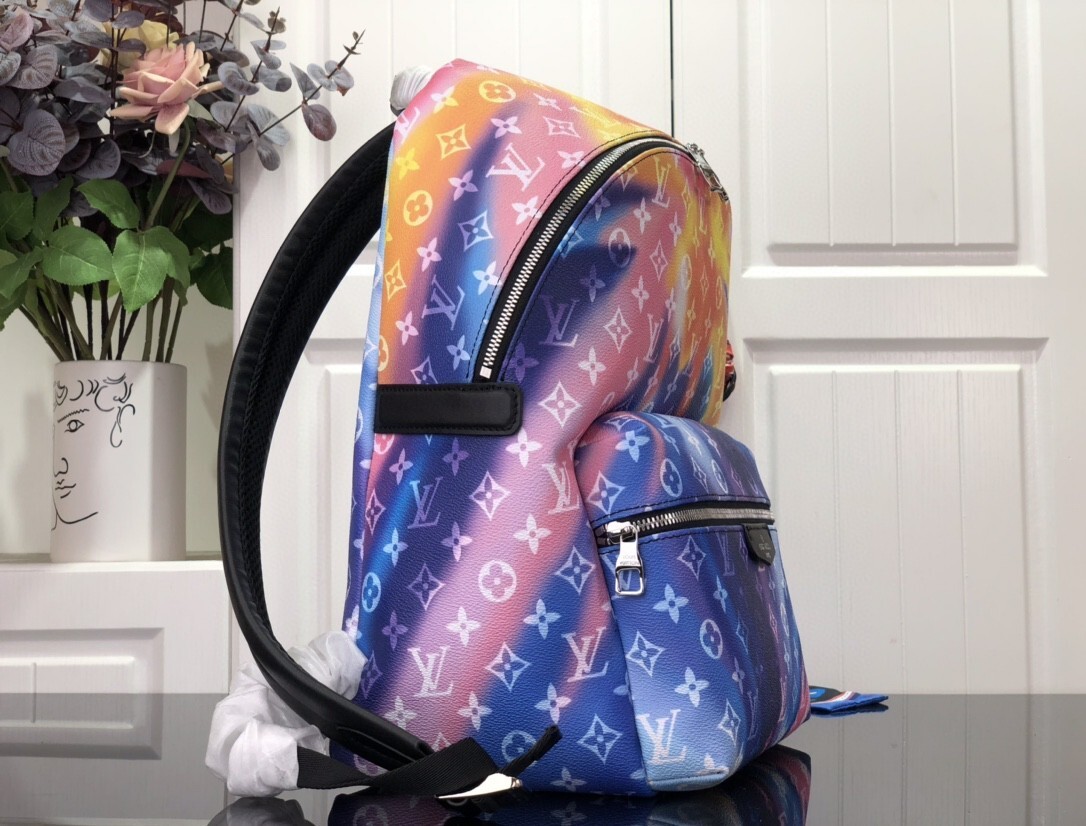 LV DISCOVERY BACKPACK M45760JG