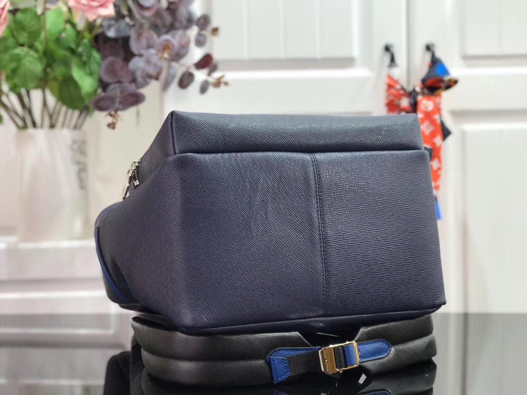 LV DISCOVERY BACKPACK PM M30359