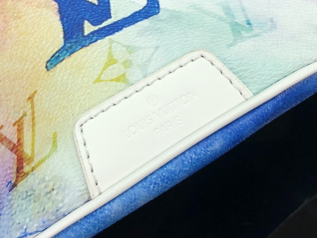 LV DISCOVERY BUMBAG M45759