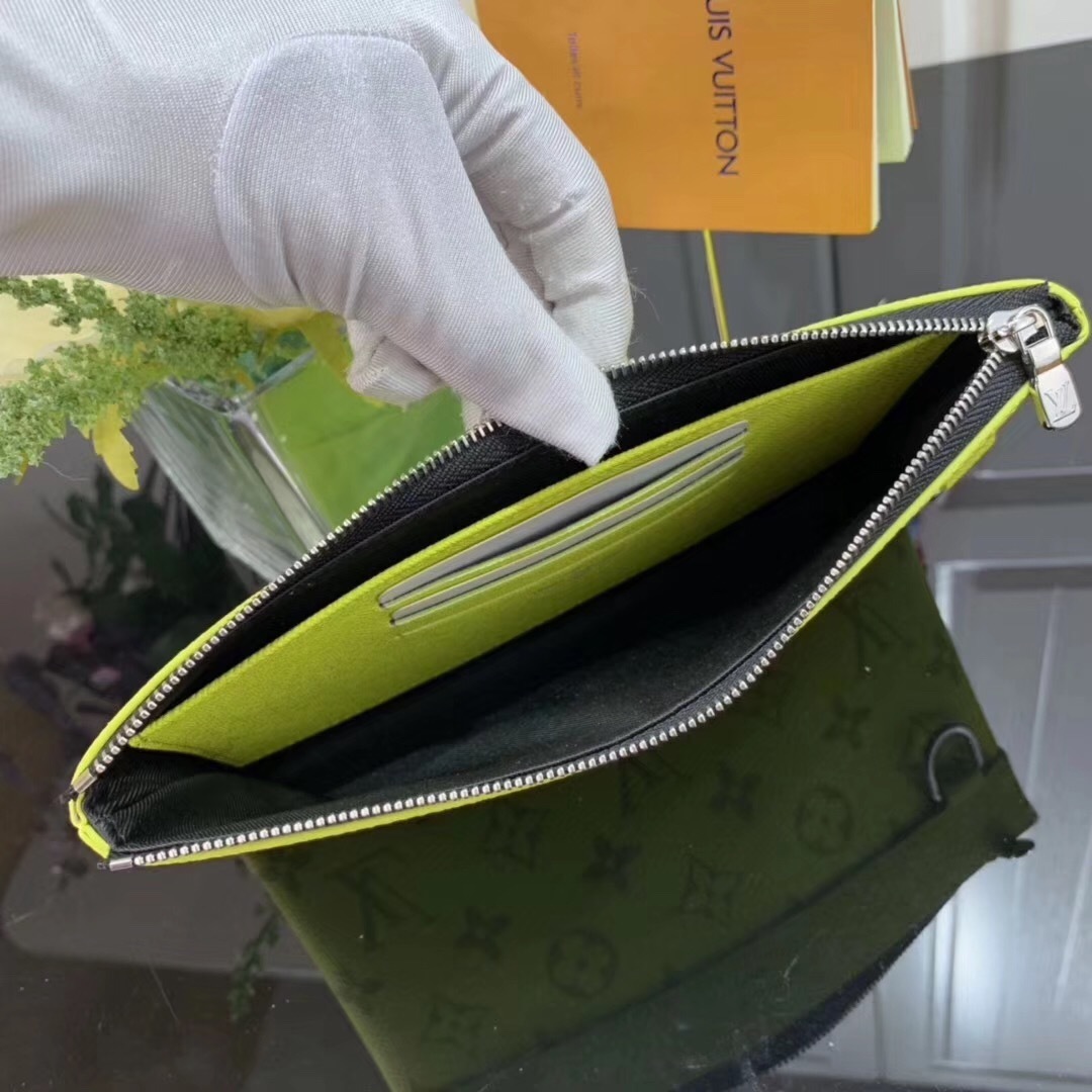 LV DISCOVERY POCHETTE PM M44323 