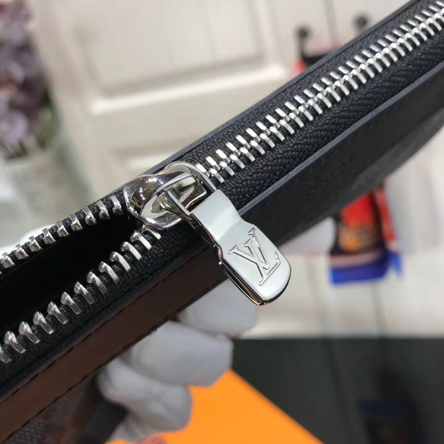 LV DISCOVERY POCHETTE PM M44323 