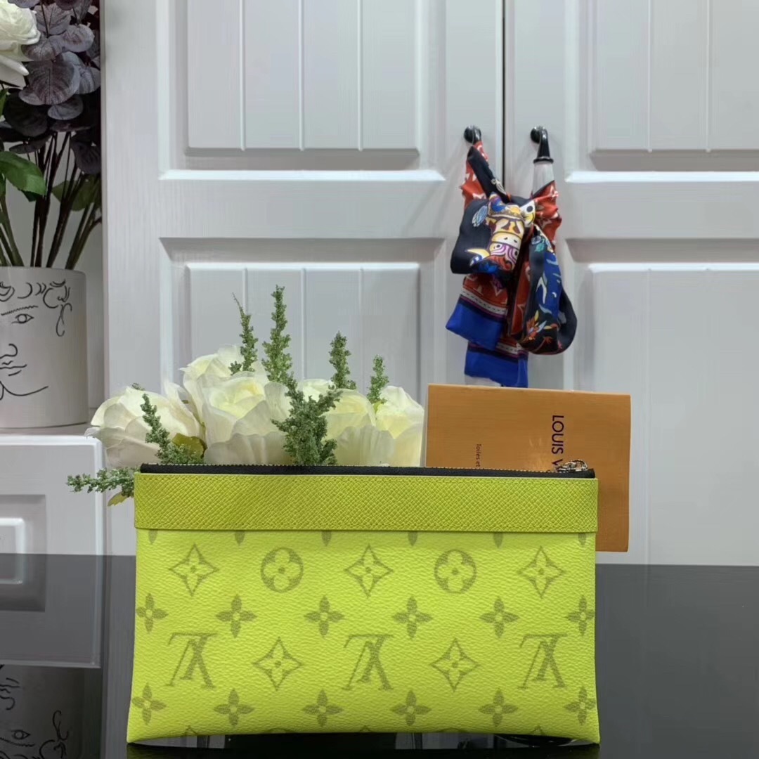 LV DISCOVERY POCHETTE PM M44323 