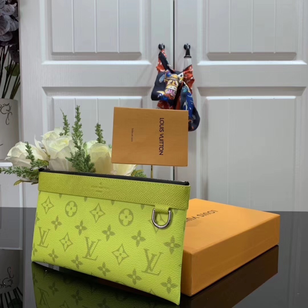 LV DISCOVERY POCHETTE PM M44323 